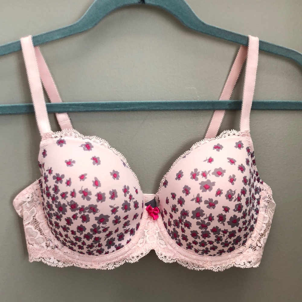 NWOT VS DREAM ANGELS BRA